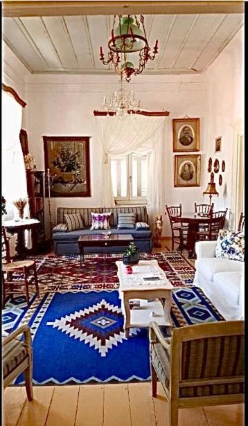 Mansion Alexandri Appartement Hydra  Buitenkant foto