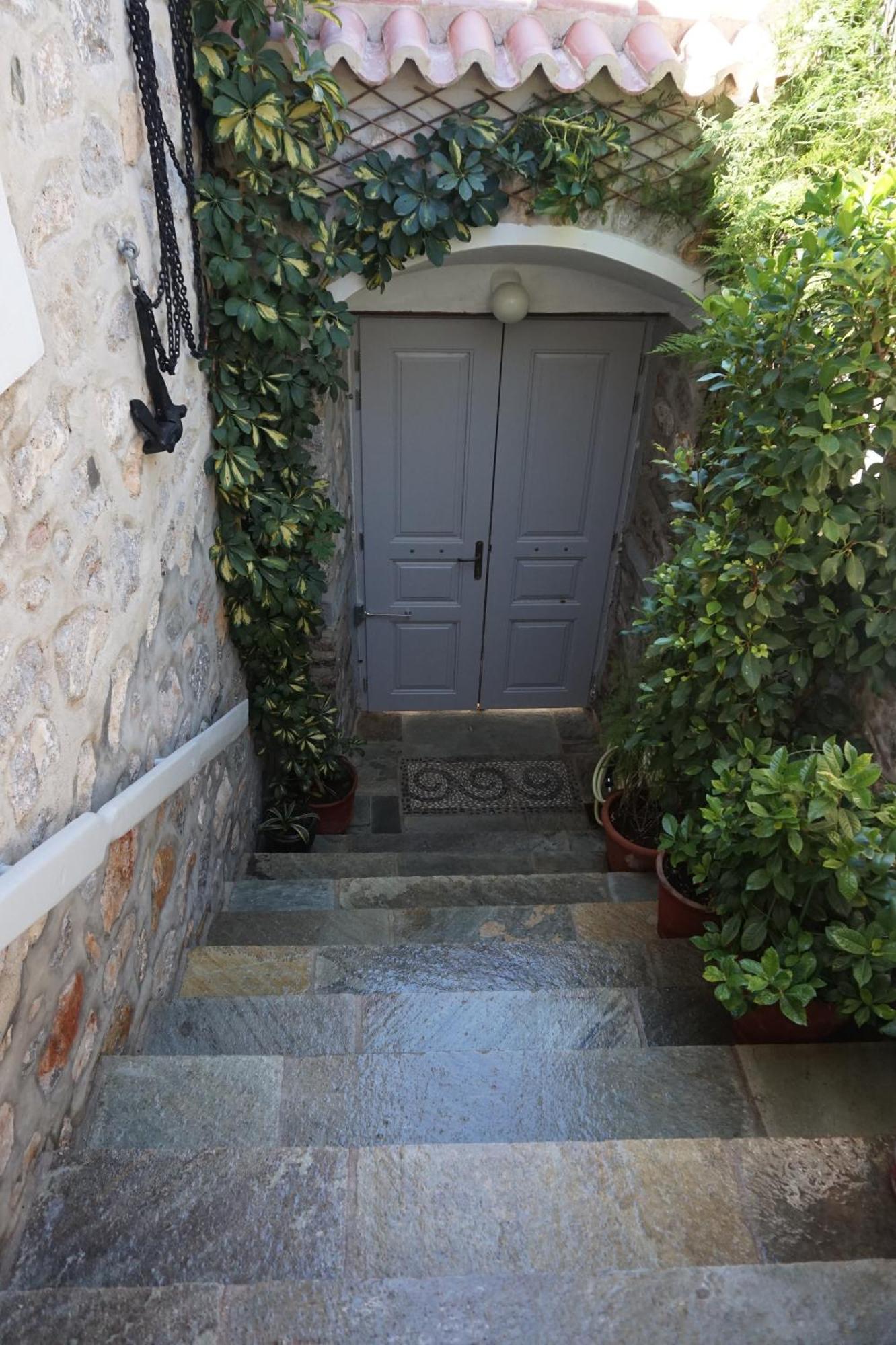 Mansion Alexandri Appartement Hydra  Buitenkant foto