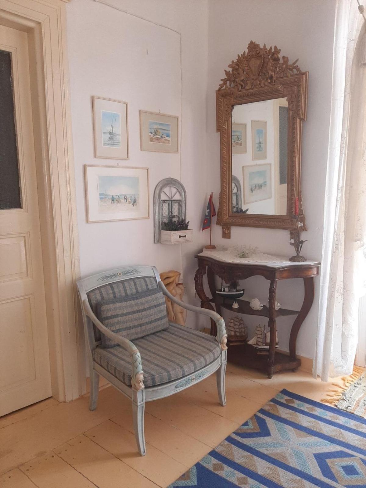 Mansion Alexandri Appartement Hydra  Buitenkant foto